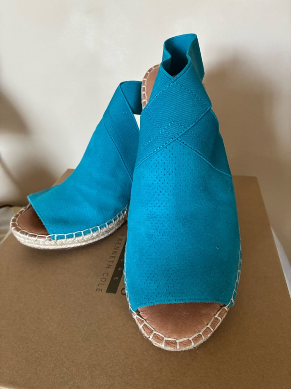 Kenneth Cole Turquoise Open-Toe Espadrille Wedges